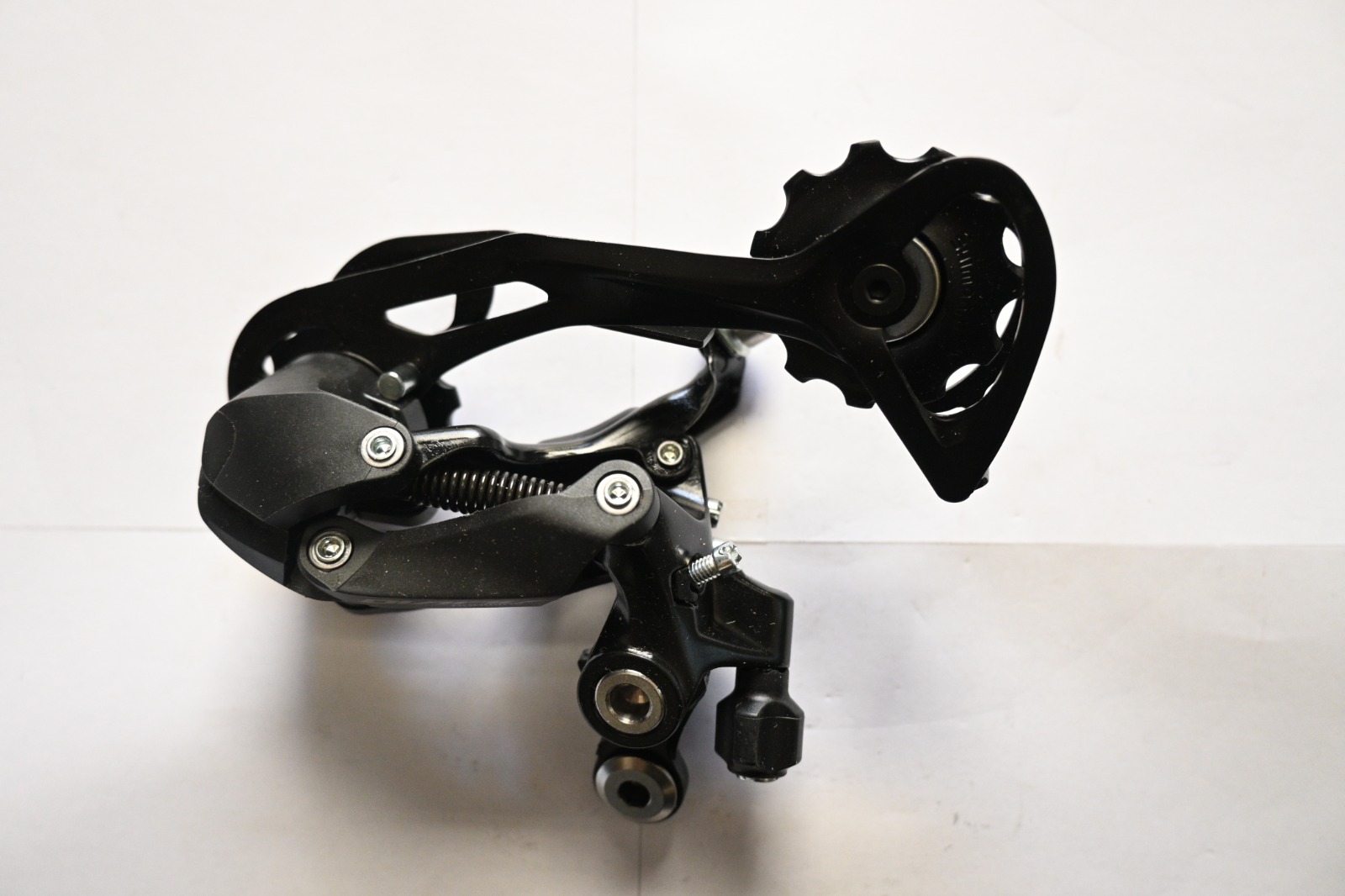 Shimano Ailvio Rear Derailluer 9 Speed. - Image 4