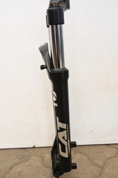 CAT Hydraulic Fork 27.7,29 - Image 4